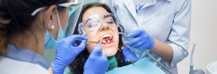 Devenir chirurgien dentiste