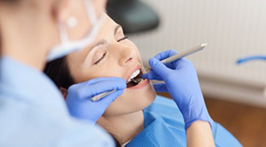 Dentiste spécialiste en parodontologie